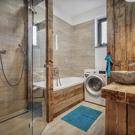 Luxurious Apartment In The Heart Of Poprad Exteriér fotografie